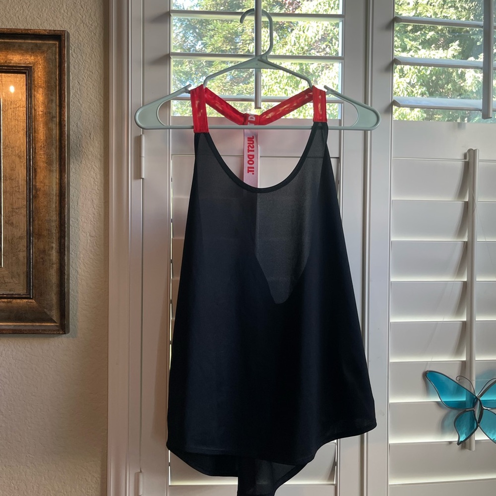 Nike Just Do It Dri-fit, Loose Fit Black, Red, and White Workout Top Size M - Picture 6 of 8